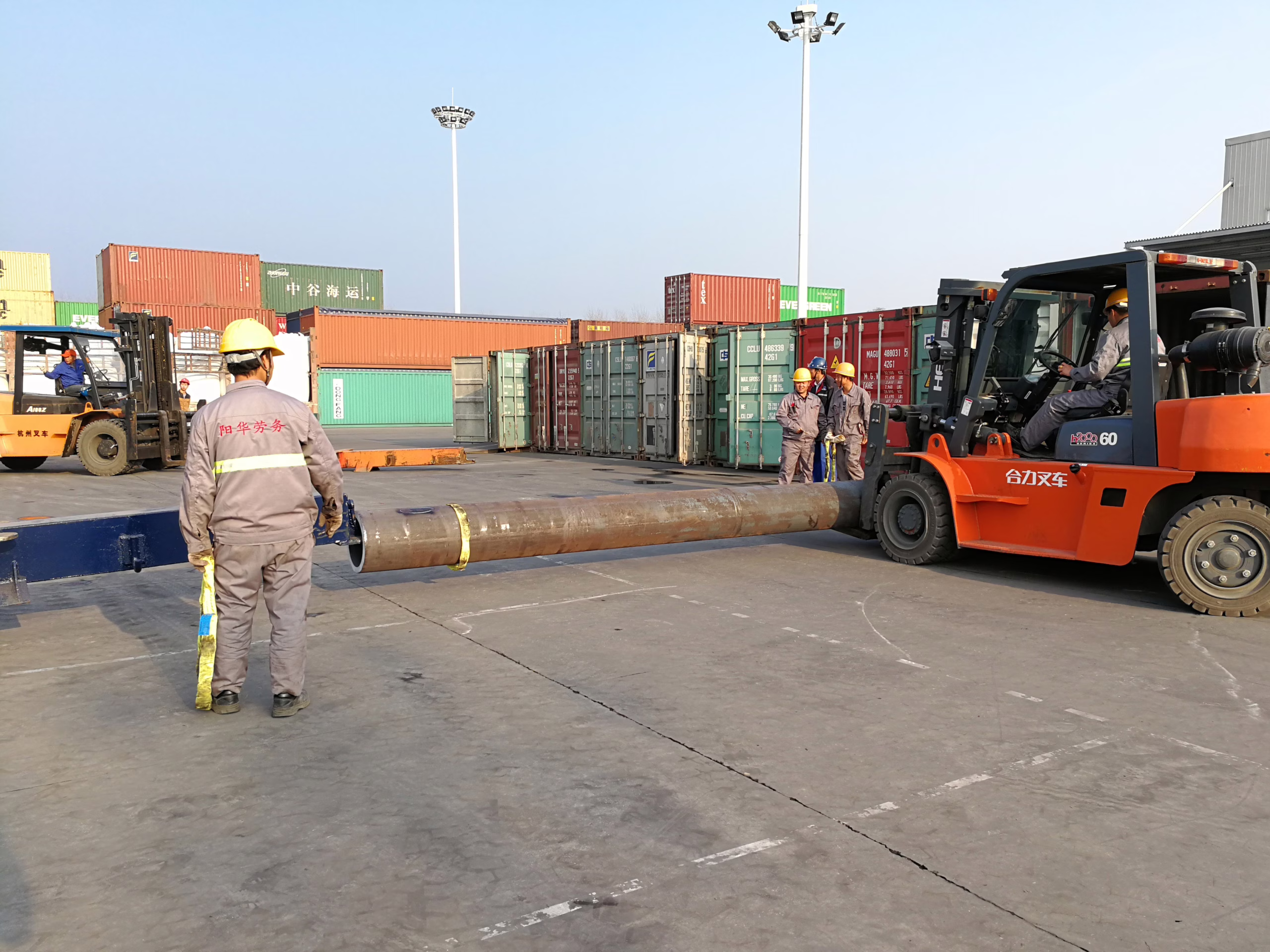 Container-level loading for bulk tool steel export orders