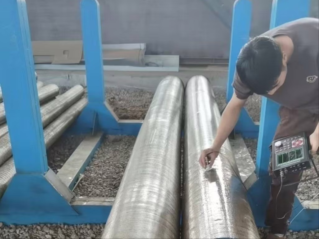 Pruebas ultrasónicas UT para el control de la integridad interna