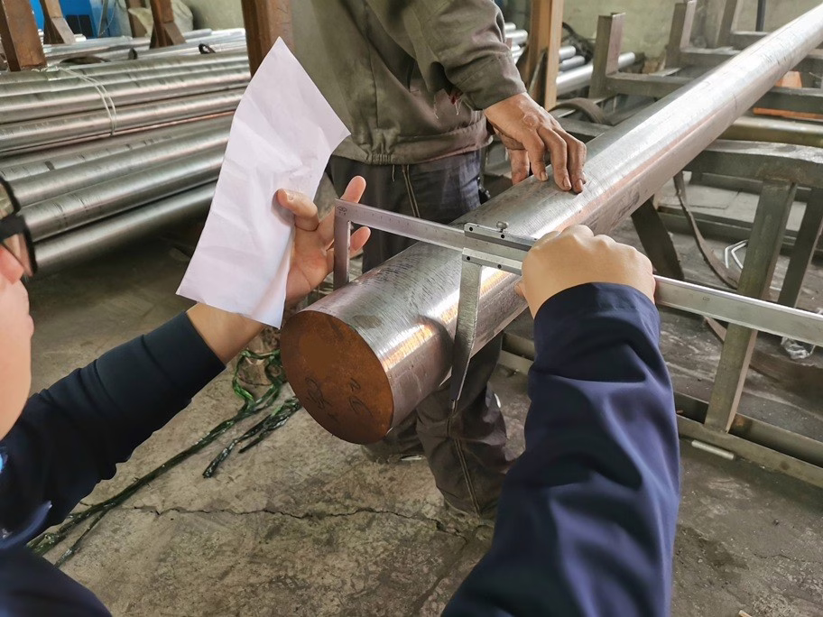 Verificación del material in situ antes de su posterior procesamiento o envío.